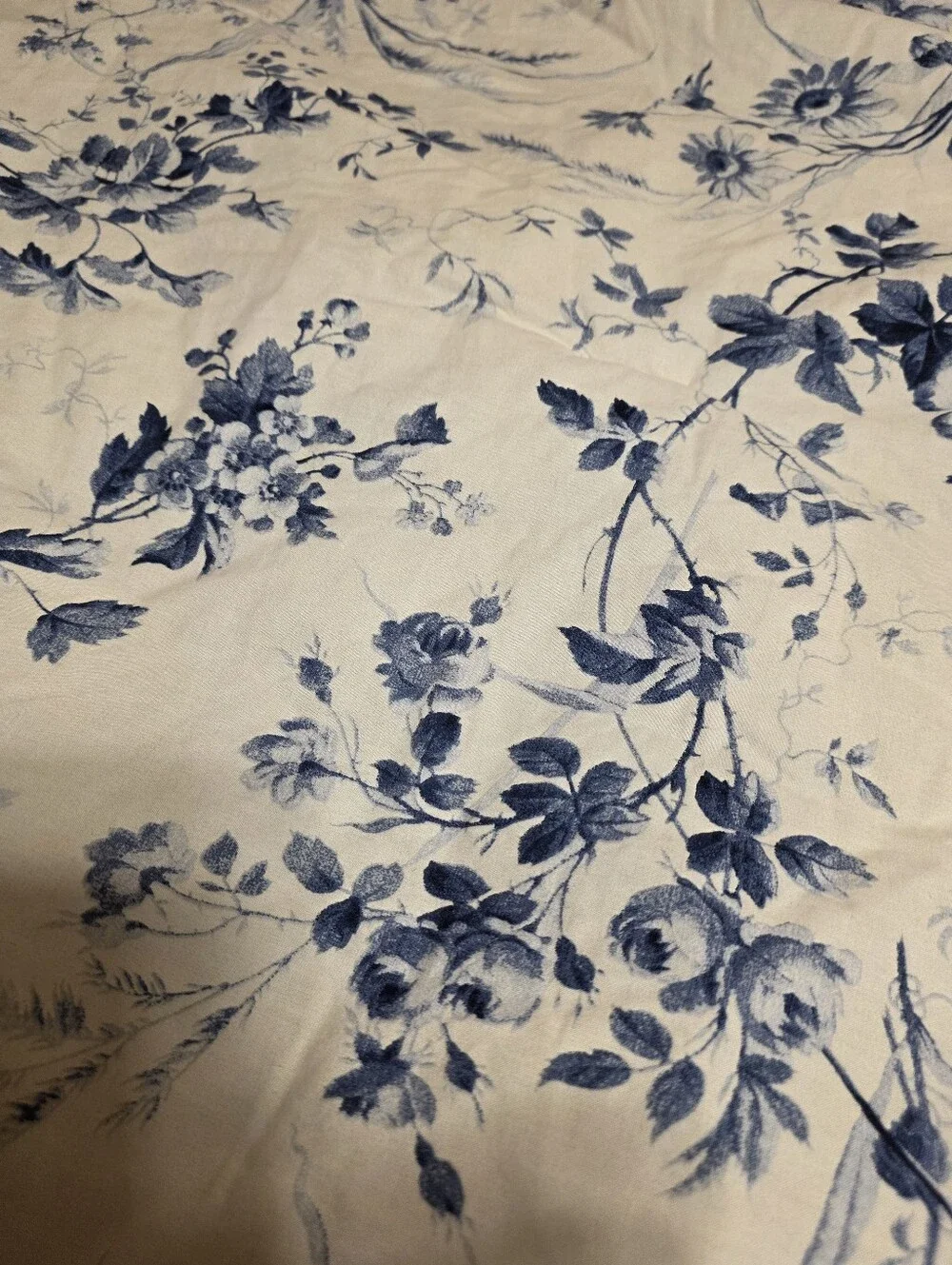 Lauren Ralph Lauren Annie Floral Blue On White Full/ Queen Comforter, 94